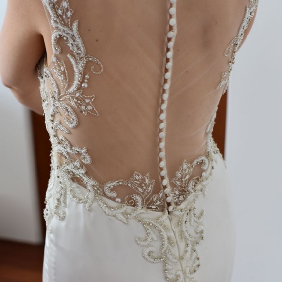 2018 Dimitrios 612 Wedding dress. Ivory. Size 6 - Picture 2 of 8